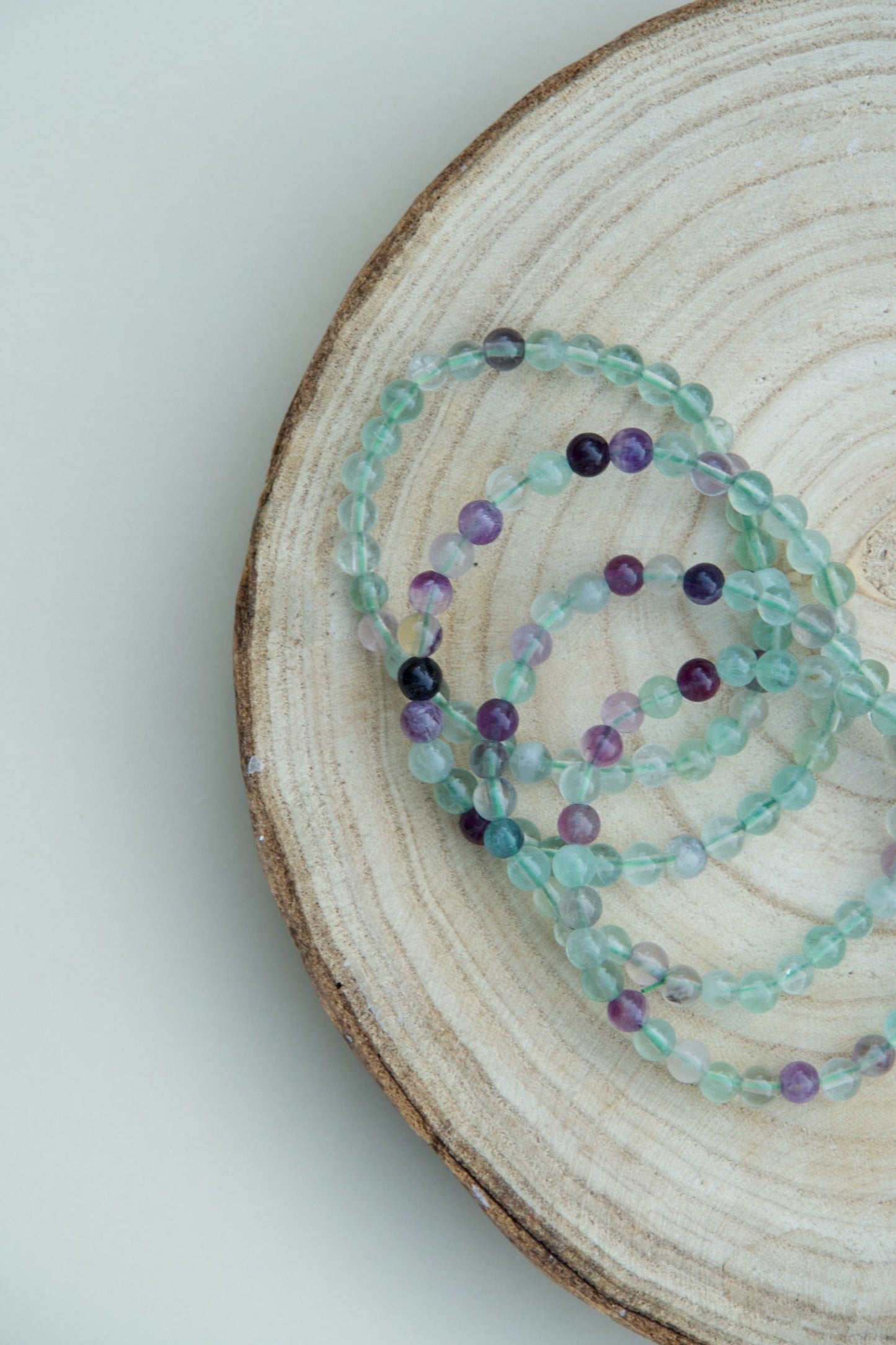 Pulsera fluorita arcoíris – Claridad e intuición