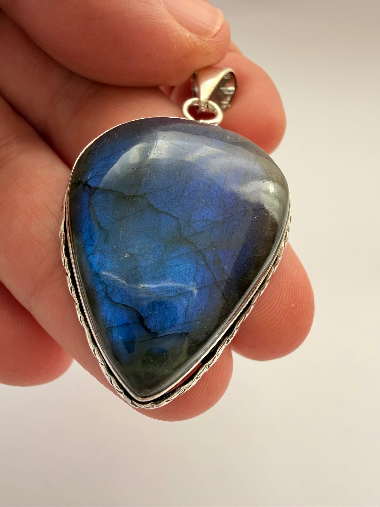 Colgante Alhena · Labradorita