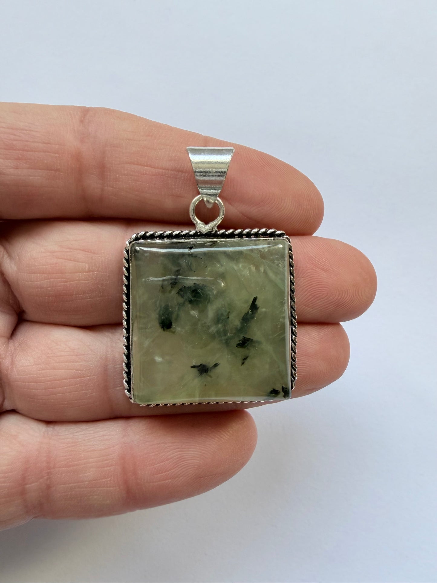 Colgante Alhena · Prehnita