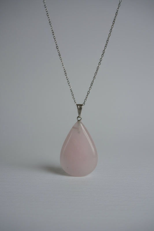 Colgante Gota Cuarzo Rosa – Amor y calma