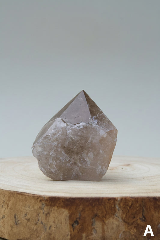 Punta Semipulida de Cuarzo Ahumado – Protección, Estabilidad y Conexión a Tierra