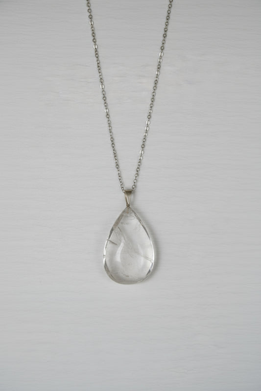 Colgante Gota Cuarzo Transparente – Claridad y amplificación