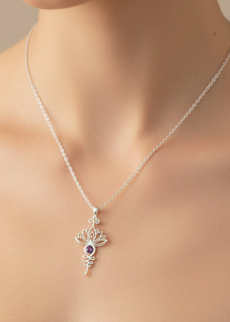 Unalome con Flor de Loto y Amatista – Claridad y Crecimiento Espiritual